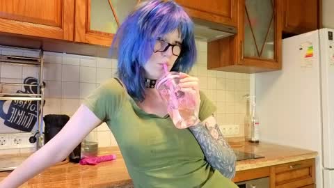 Snapshot of veolatownson chatting on April 2026 08:39:01 PM Erica online show from April 2026 08:39:01 PM