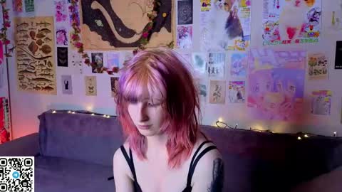 Erica online show from May 2026 08:03:01 PM