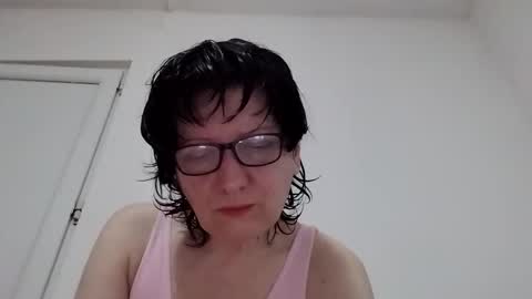 Snapshot of vera_elle chatting on March 2026 02:27:02 AM Vera online show from March 2026 02:27:02 AM