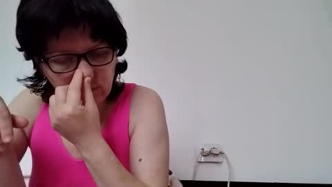 Snapshot of vera_elle chatting on March 2026 08:47:02 AM Vera online show from March 2026 08:47:02 AM