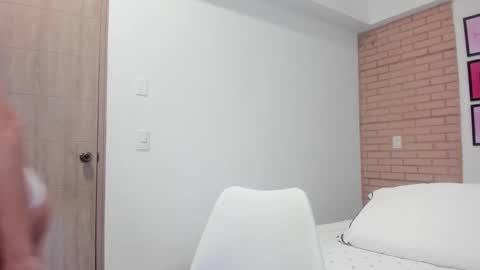 Vera online show from January 2025 10:53:02 PM