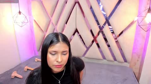 Domelipa  online show from December 2024 09:46:01 PM