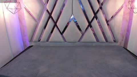 Domelipa  online show from February 2025 11:32:02 AM