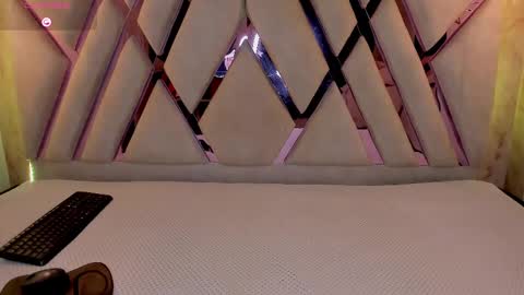 Domelipa  online show from February 2025 02:59:02 PM