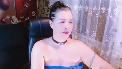 Snapshot of veraluss chatting on March 2026 07:24:02 PM Vera Luss online show from March 2026 07:24:02 PM