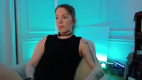 Snapshot of veravictors chatting on April 2026 03:11:02 AM Vera Victors online show from April 2026 03:11:02 AM