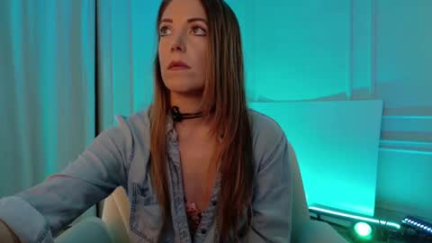 Snapshot of veravictors chatting on April 2026 02:31:01 AM Vera Victors online show from April 2026 02:31:01 AM