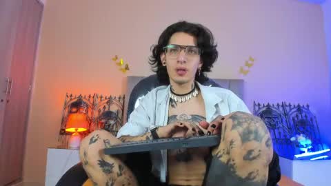 vergil_noir online show from May 2026 04:53:02 AM