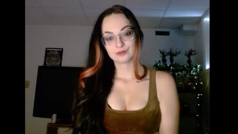 Snapshot of vero495065 chatting on November 2025 09:05:02 PM vero495065 online show from November 2025 09:05:02 PM