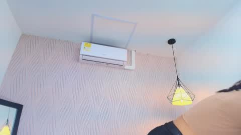 Vero online show from December 2025 12:12:01 PM