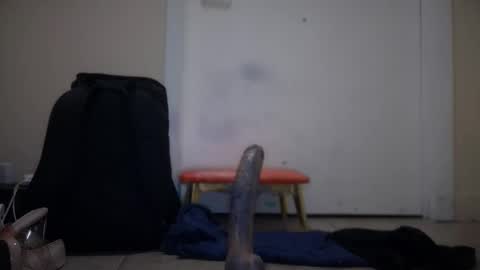 Snapshot of verona365 chatting on April 2026 01:58:01 AM Hmartinez365 online show from April 2026 01:58:01 AM