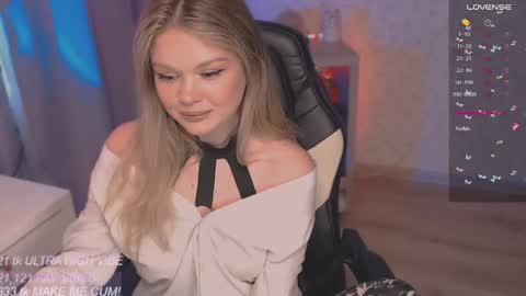 Snapshot of veronaaura chatting on September 2025 04:47:01 AM Tiffany online show from September 2025 04:47:01 AM