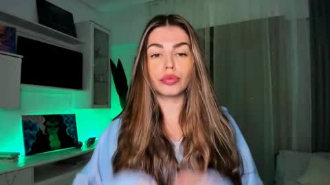 Lolitalolz online show from January 2025 07:12:01 PM