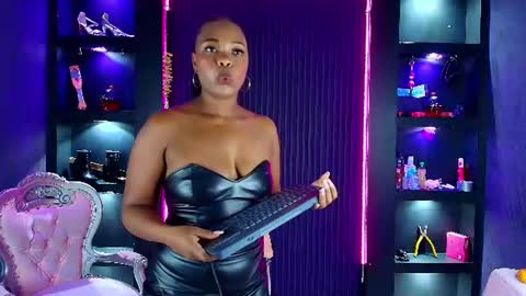 veronica_bdsm online show from August 2026 12:29:02 PM