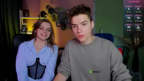 Ronni online show from September 2025 07:35:02 PM