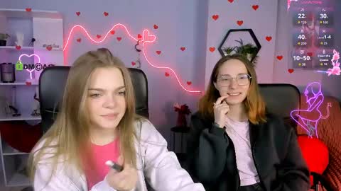 Ronni online show from April 2026 07:23:01 PM
