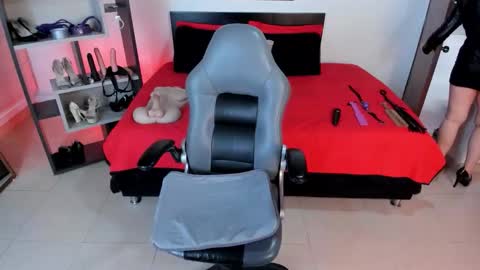 Vero Milf online show from December 2025 07:10:01 PM