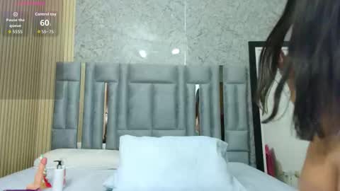 Veronica online show from February 2026 12:45:02 PM