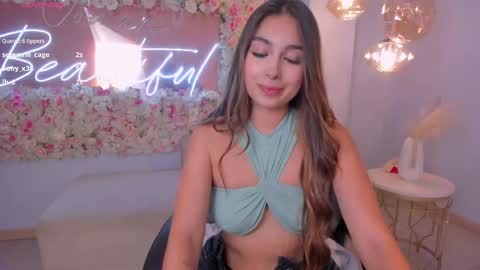 Snapshot of veronicablue1 chatting on May 2026 02:45:01 PM Vero online show from May 2026 02:45:01 PM