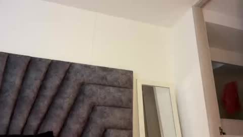 Miss Veronica dussan  Tw Veronicasm     IG Ashveronica  online show from February 2025 12:22:02 AM