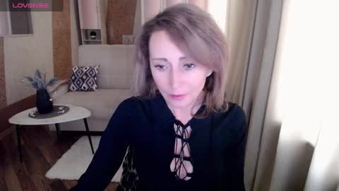 Helen online show from February 2025 05:25:01 AM
