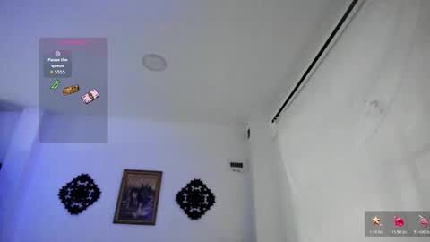 Snapshot of veronicagilss chatting on March 2026 11:46:01 PM Veronica Gills online show from March 2026 11:46:01 PM