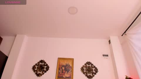 Snapshot of veronicagilss chatting on March 2026 09:30:02 PM Veronica Gills online show from March 2026 09:30:02 PM