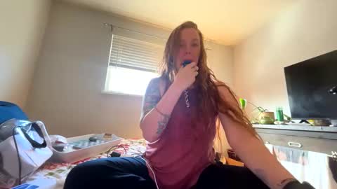 Veronica Lake online show from November 2025 04:50:01 PM