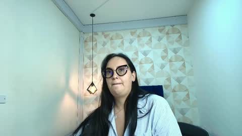 Snapshot of veroniicabbw chatting on February 2025 06:44:01 PM veroniicabbw online show from February 2025 06:44:01 PM