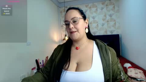 Snapshot of veroniicabbw chatting on October 2025 12:12:02 PM veroniicabbw online show from October 2025 12:12:02 PM