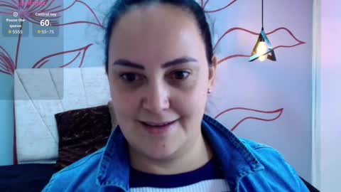 Snapshot of veroniicabbw chatting on November 2025 12:03:01 PM veroniicabbw online show from November 2025 12:03:01 PM