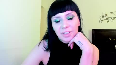 Snapshot of veronika_blak chatting on May 2026 03:00:01 AM Miss Veronika Blak online show from May 2026 03:00:01 AM