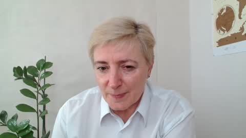 verony_ online show from March 2025 12:20:01 PM