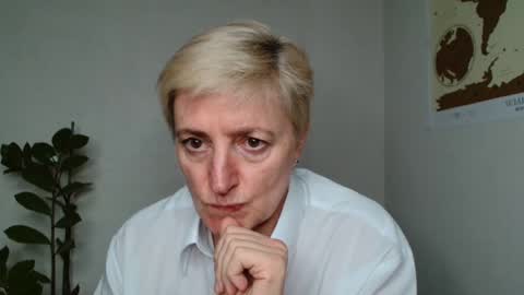 verony_ online show from March 2025 06:32:01 PM