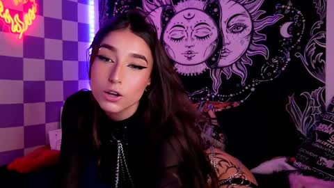        online show from March 2025 09:05:02 PM