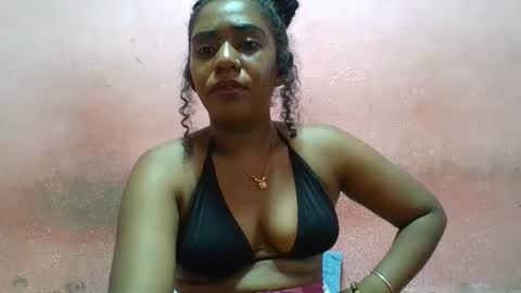 Snapshot of verronique1511 chatting on February 2025 10:29:02 AM verronique1511 online show from February 2025 10:29:02 AM