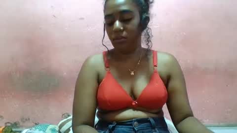 Snapshot of verronique1511 chatting on February 2025 10:53:02 AM verronique1511 online show from February 2025 10:53:02 AM