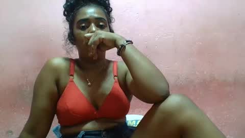 Snapshot of verronique1511 chatting on February 2025 01:56:02 PM verronique1511 online show from February 2025 01:56:02 PM