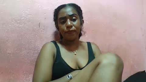 Snapshot of verronique1511 chatting on February 2025 10:40:02 AM verronique1511 online show from February 2025 10:40:02 AM