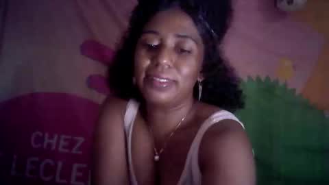 Snapshot of verronique1511 chatting on September 2025 06:52:01 PM verronique1511 online show from September 2025 06:52:01 PM