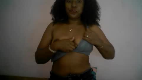 Snapshot of verronique1511 chatting on October 2025 03:07:02 PM verronique1511 online show from October 2025 03:07:02 PM