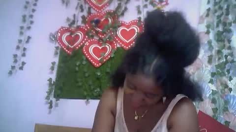 Snapshot of verronique1511 chatting on November 2025 08:20:01 PM verronique1511 online show from November 2025 08:20:01 PM