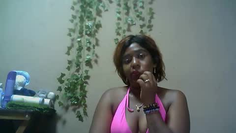 Snapshot of verronique1511 chatting on November 2025 09:58:01 PM verronique1511 online show from November 2025 09:58:01 PM