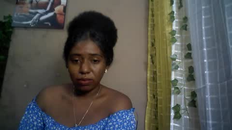 Snapshot of verronique1511 chatting on June 2026 04:13:01 AM verronique1511 online show from June 2026 04:13:01 AM