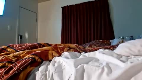 vers online show from November 2025 11:00:01 AM