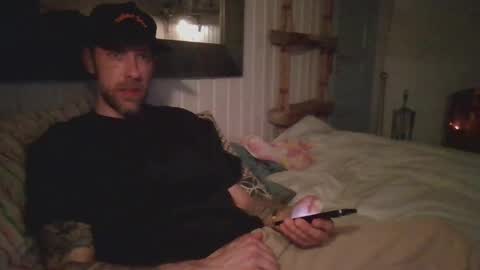 Snapshot of versatilexswede chatting on April 2026 12:24:02 AM John online show from April 2026 12:24:02 AM