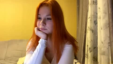 Snapshot of vertiegartrell chatting on June 2026 02:39:01 PM Lina online show from June 2026 02:39:01 PM