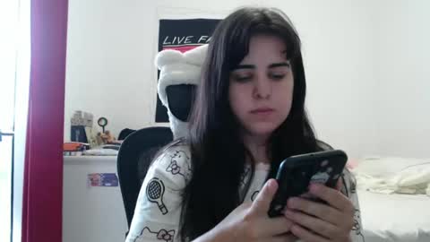 Snapshot of veruca99 chatting on March 2026 05:32:01 PM veruca99 online show from March 2026 05:32:01 PM