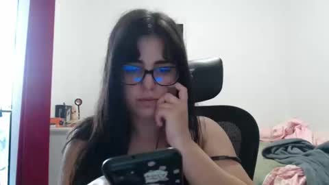 Snapshot of veruca99 chatting on April 2026 07:44:02 PM veruca99 online show from April 2026 07:44:02 PM