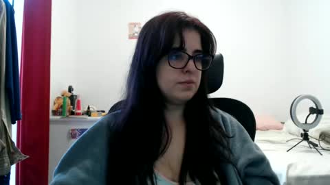 Snapshot of veruca99 chatting on June 2026 01:13:01 PM veruca99 online show from June 2026 01:13:01 PM